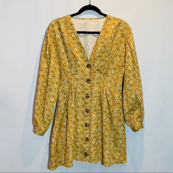 Free People Dresses & Skirts - Free People floral baby doll dress, size 4